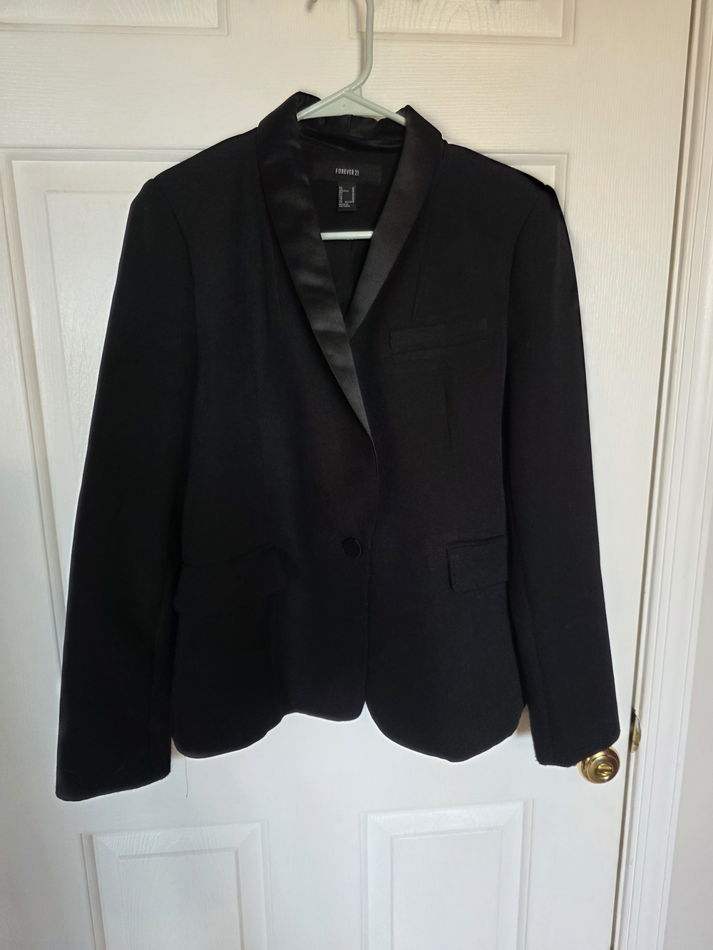 Forever 21 Black Satin Shawl Lapel Blazer - Men